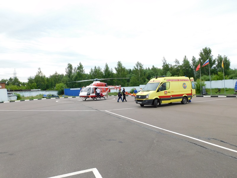 Четырнадцать пациентов доставлено в специализированные клиники с вертолетной площадки ГКУ МО «Мособлпожспас»