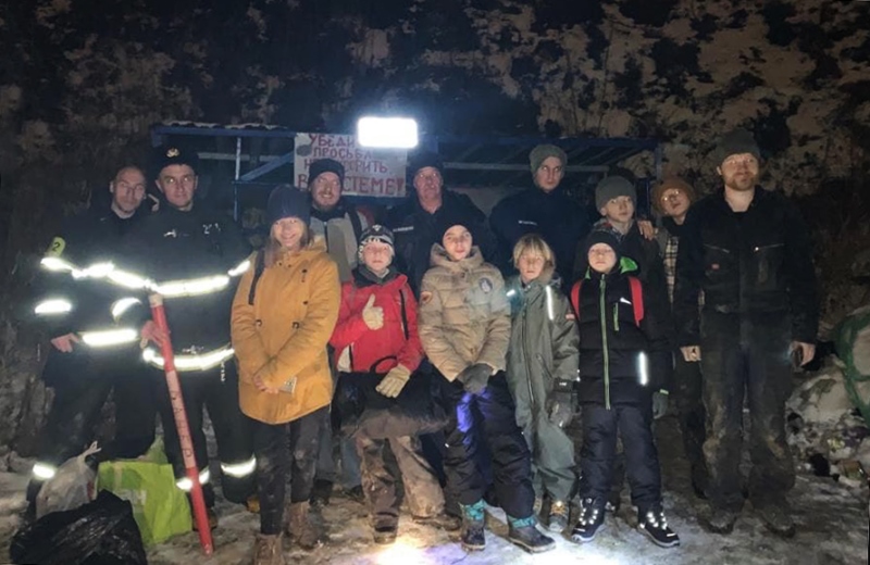 Спасатели ГКУ МО «Мособлпожспас» нашли и вывели детей, пропавших в Сьяновских пещерах