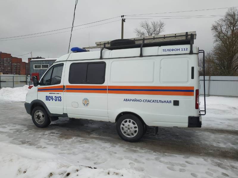 Спасатели ГКУ МО «Мособлпожспас» освободили из запертой квартиры мужчину с признаками инсульта