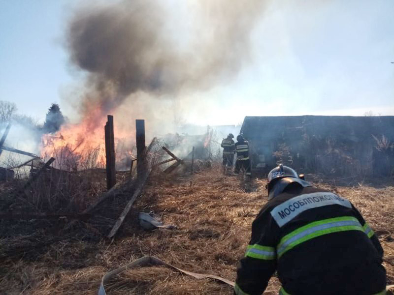 48 очагов пала травы потушили за сутки пожарные ГКУ МО «Мособлпожспас»
