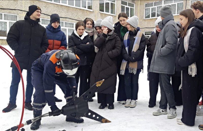 Открытый урок безопасности для ногинских школьников провели работники ГКУ МО «Мособлпожспас»