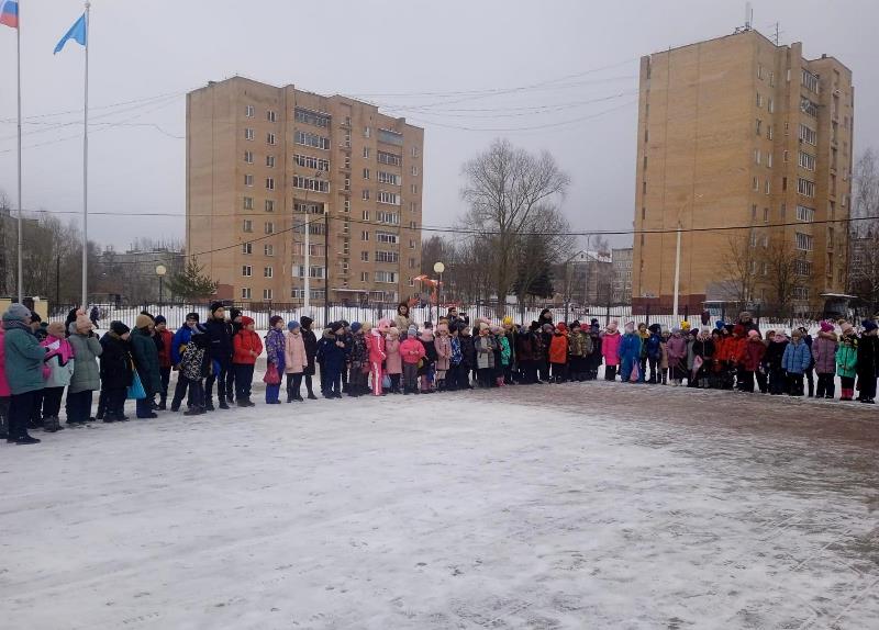 Работники ГКУ МО «Мособлпожспас» провели учебную эвакуацию в Истре